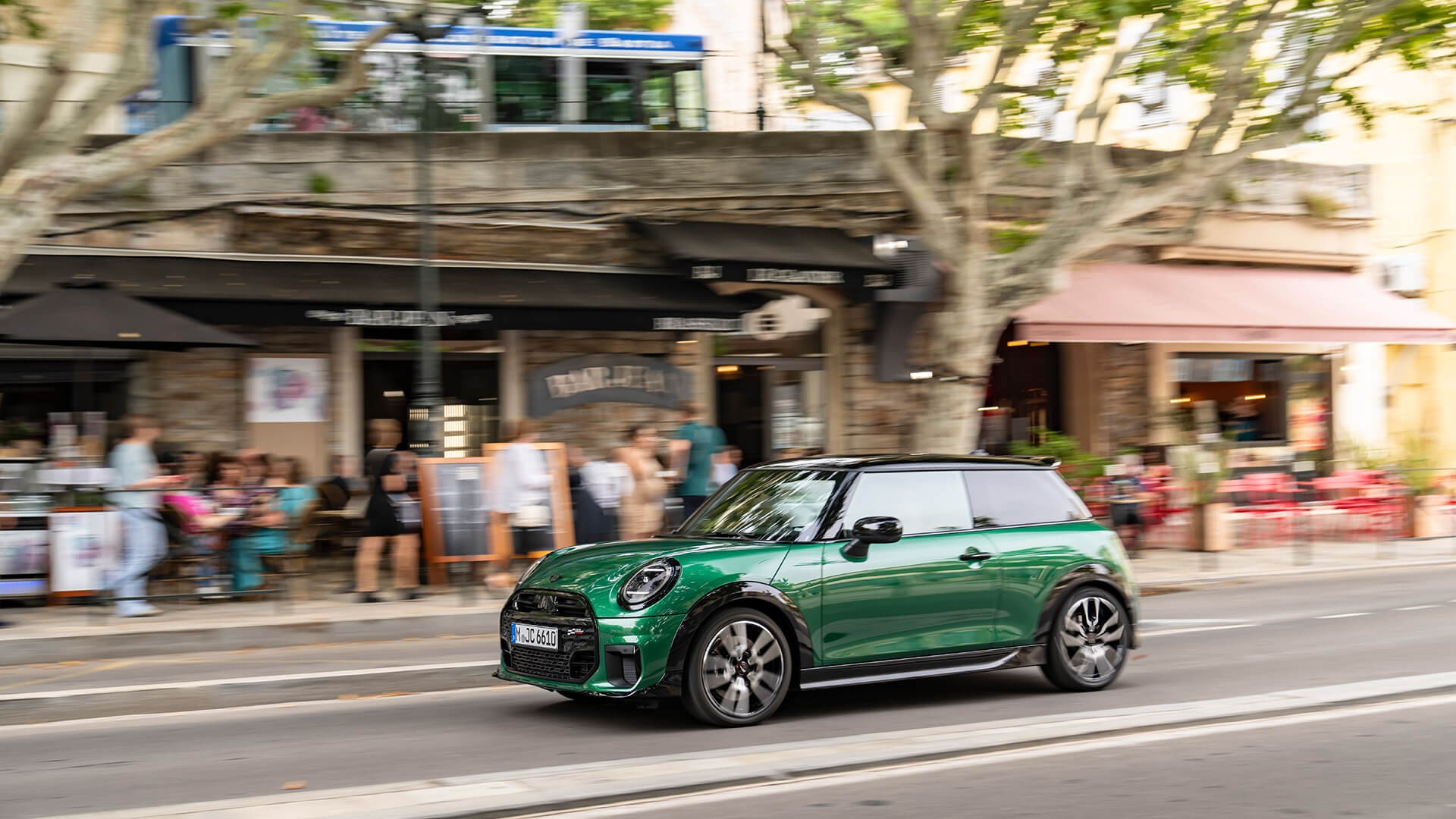 Yeni MINI Cooper 3 Kapı John Cooper Works | MINI Türkiye